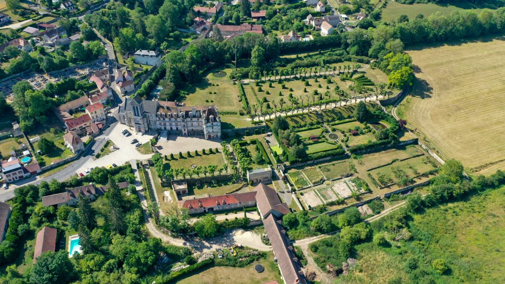 Vue par drone du domaine d'Ambleville