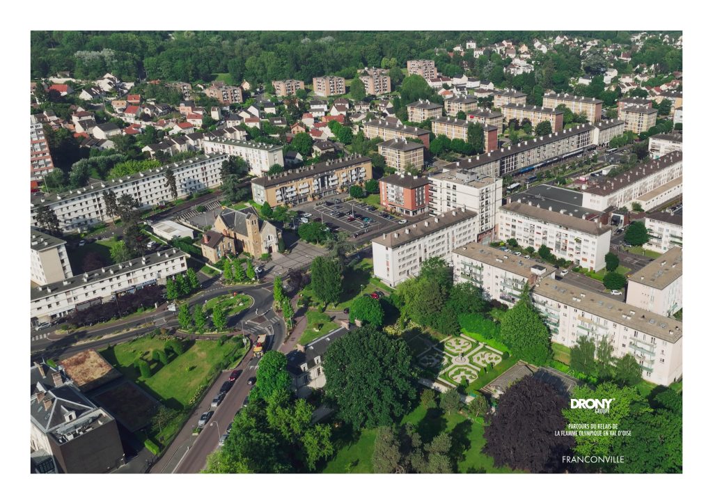 Vue de Franconville depuis le parc Cadet de Vaux - Vue aérienne par drone