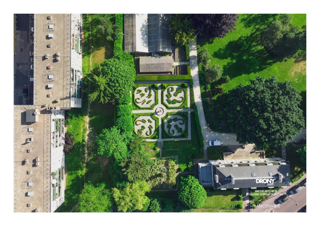 Topshot du parc Cadet de Vaux à Franconville-la-Garenne - Vue aérienne par drone