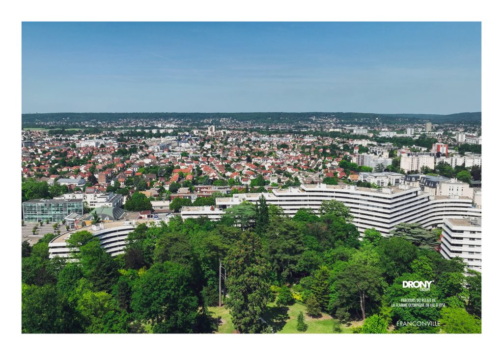 Vue de Franconville depuis le parc Cadet de Vaux - Vue aérienne par drone